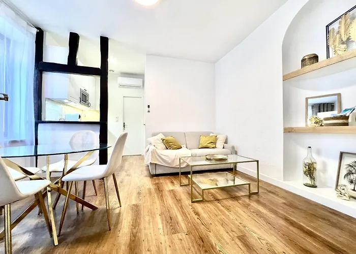 Les Logis D\'Esmeralda-Des Appartements Au Charme Intemporel