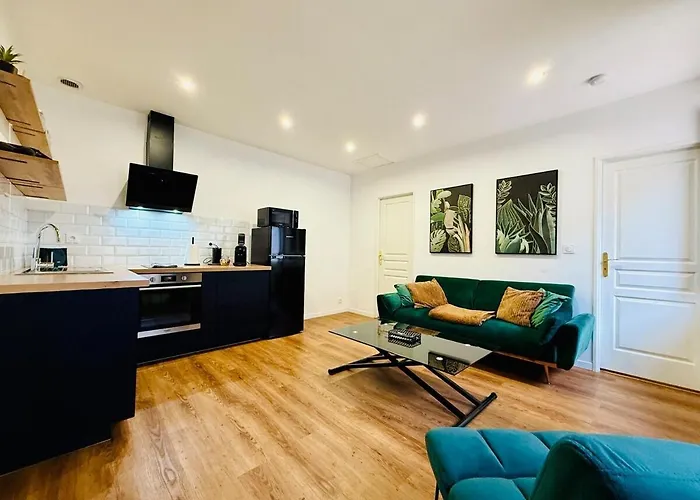 Les Logis D\'Esmeralda-Des Appartements Au Charme Intemporel