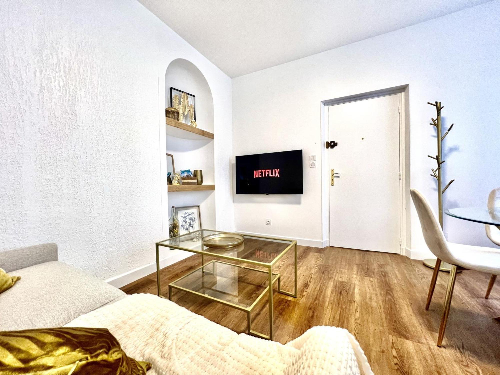 Les Logis D'esmeralda-des Au Charme Intemporel Apartment